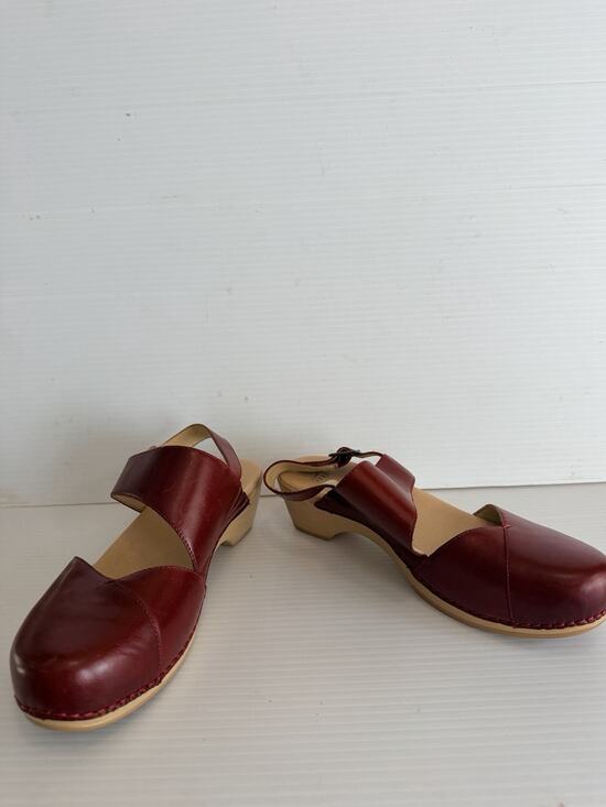 Dansko Shoes - Dansko Kristy Red Leather Mary Jane Clog Sandals Sz 39 EU,8.5-9US,Excellent!